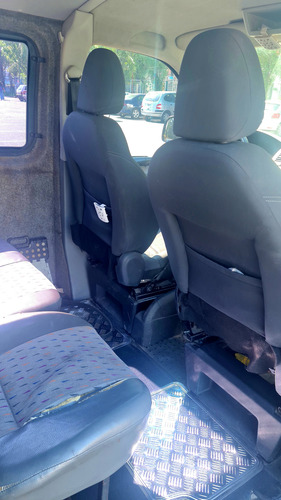 Volkswagen Transporter 1.9 I Comfortline Porton Doble 802