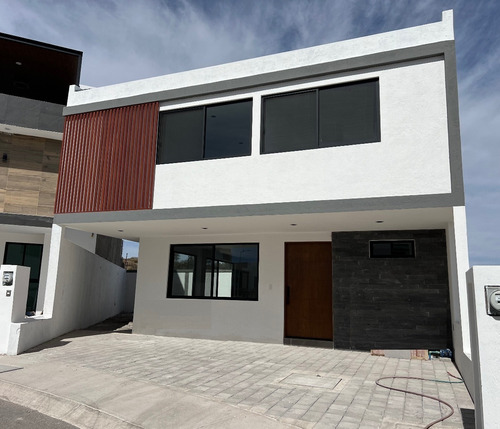 Casa En Venta Con Jardín- Zen Life Ii