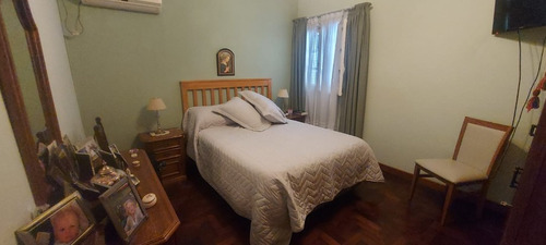 Casa En Venta En Lujan Centro