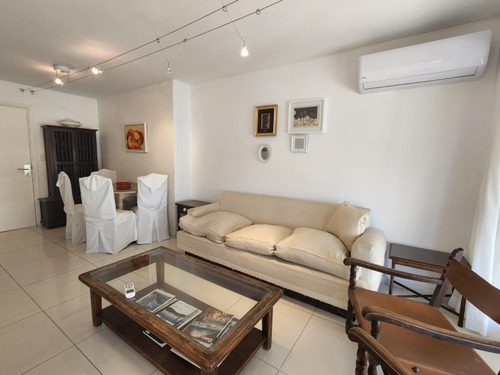Imagen 8 de 28 de Excelente Departamento . Dos Ambientes, En Peninsula. Punta Del Este. Esquina Gorlero Y 21. La Pagina No Me Permite Poner La Direccion Exacta En Ubicacion.
