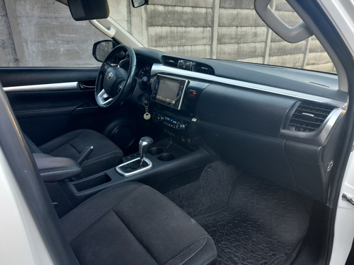 Toyota Hilux Pick-Up 2.8 Cd Srv 177cv 4x4 At