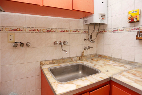Departamento Cuatro Ambientes C/ Cochera Devoto