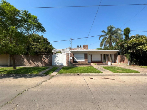 Imagen 6 de 30 de Casa Guadalupe + Terreno Con Quincho Y Pileta