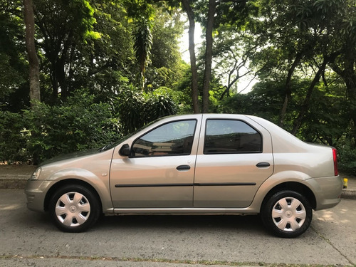 Renault Logan Expression Mt 2012