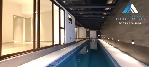 Casa De Una Sola Planta Con Carriles De Nado En Venta O Renta Metepec
