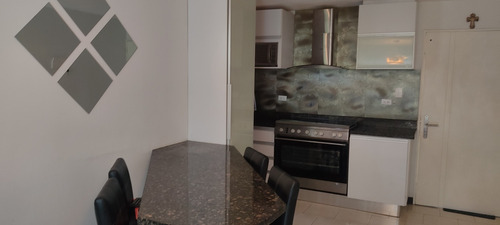 Imagen 3 de 10 de Apartamento De 3 Habitaciones Y 2 Baños