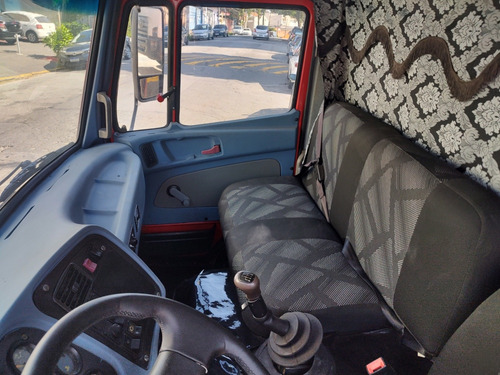 Mercedes 1720 Modelo 1999 Com Baú