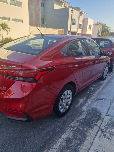 Hyundai Accent 1.6 Sedan Gl Mid Mt
