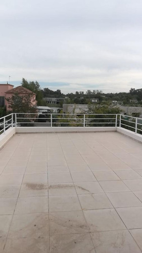 Imagen 8 de 13 de Casa En Venta Al Lago En El Canton!