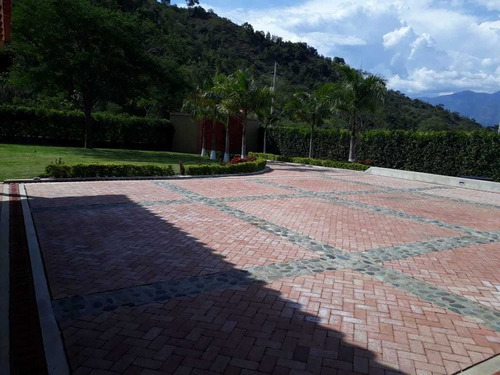 Imagen 9 de 21 de Espectacular Finca En Santa Fe De Antioquia En Parcelacion