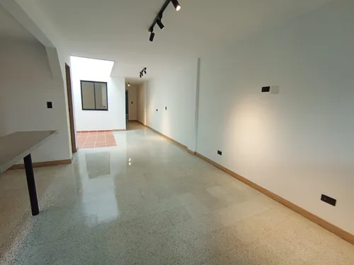 Arriendo Apartamento En Laureles