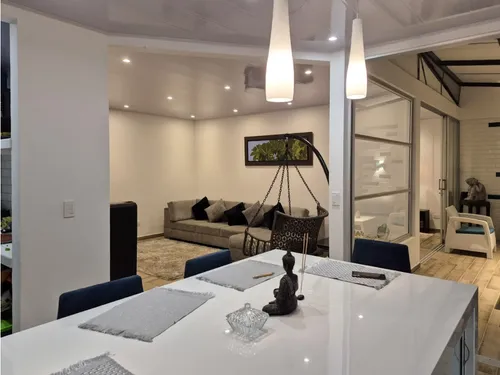Venta De Casa Campestre Nueva En Silvania