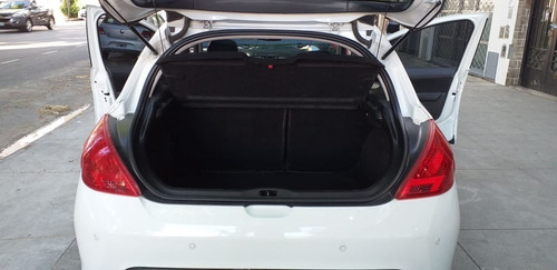 Peugeot 308 1.6 Hdi Feline Año 2014