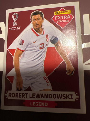 Lámina Panini Extra Sticker Base Robert Lewandowsky Base