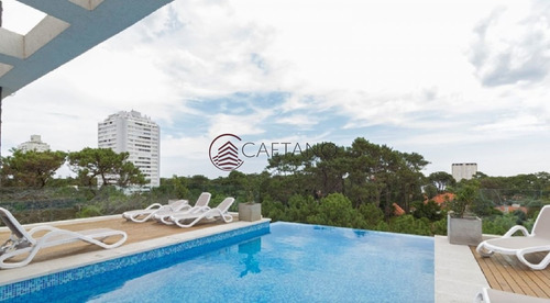 Imagen 27 de 30 de Moderno Apartamento De Dos Dormitorios Con Balcón En Venta - Punta Del Este - Punta Del Este Roosevelt