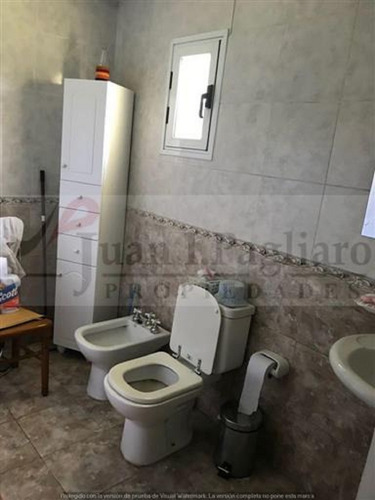 Imagen 4 de 5 de Casa Quinta En Venta. Zona La Rural