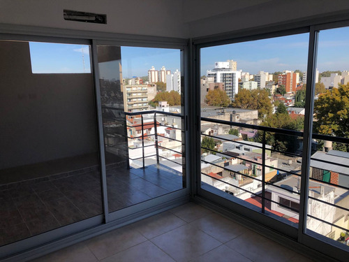 Departamento En Venta 2 Amb Con Cochera-saenz Peña