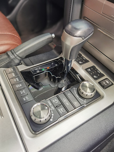 Toyota Land Cruiser 4.5 Imperial Fl Lc200 Diésel