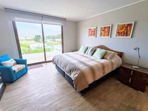 Preciosa, Luminosa Y Moderna Casa En Marbella