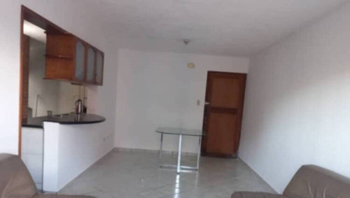 Imagen 2 de 10 de Vende Apartamento En Res. Guaparo Norte 86 M2, Naguanagua. Código 130858