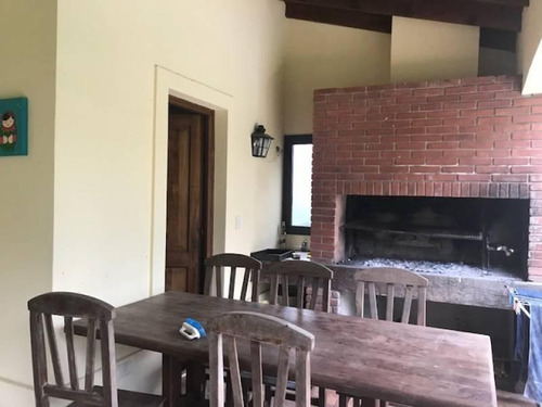 Imagen 17 de 18 de Casa En Venta En La Celina - Maroto Propiedades
