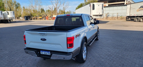 Imagen 4 de 11 de Ford F-150 2020 5.0l V8 Lariat Luxury