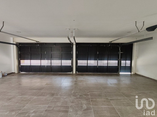 Venta Casa 5 Ambientes Ricardo Flores Magón
