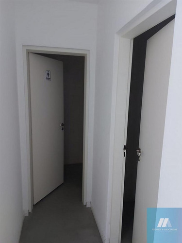 Venta Local Y Oficinas, 470 Mts²