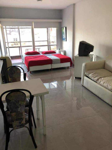 Monoambiente En Venta Sobre Av Santa Fe (barrio Norte) Caba