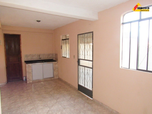 Imagem 1 de 16 de Casa Para Aluguel, 2 Quartos, Quintino - Divinópolis/mg - 27167
