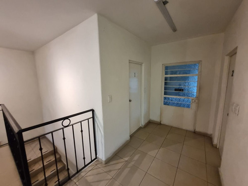 Ubicadisimas Y Excelentes Oficinas Y/o Consultorios En Renta En Lindavista