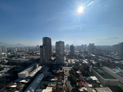 Arriendo Depto. De 2d1b En Pasaje Leonor Cepeda Con Carrion