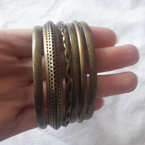Pulseras Pack Lote X6 Metal India Hindu Isasora Rapsodia (Usado)