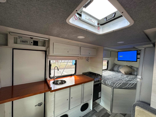 Imagen 14 de 15 de Ford F 4000 Motorhome 4x4