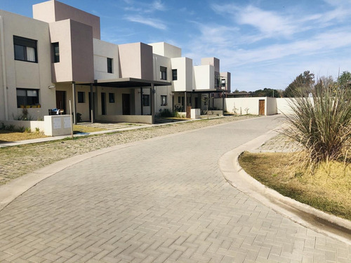 Imagen 13 de 13 de Venta Terreno Tejas Del Sur 2 Para Desarrollo 2.000 M2 - Tejas Ll 9 Duplex