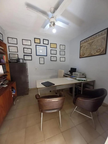 Imagen 6 de 19 de Venta De Casa En Polvorines Céntrico.