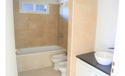 Departamento En Venta En Victoria Centro C/ Balcón