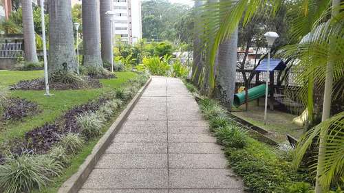 Imagen 14 de 18 de Vendo Ph 375m2 3h+s/3b+s/3pe Los Naranjos 8037