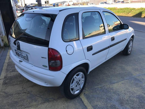 Chevrolet Corsa Hatch Wind 1.0