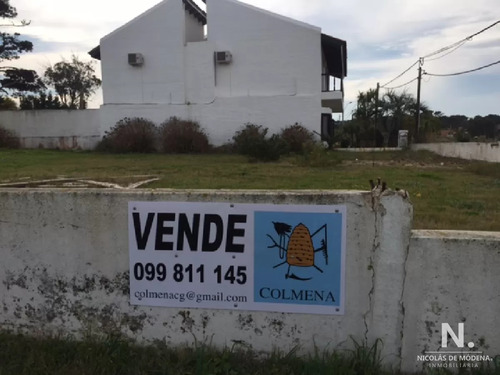 Terreno Con Una Ubicacion Espectacular Frente A La Plaza Donde Esta El Chorro Y Frente Al Complejo De Terrazas.