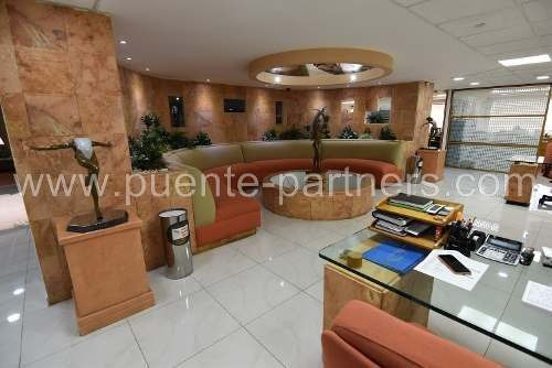 Imagen 1 de 14 de Venta De Oficinas Acondicionadas
