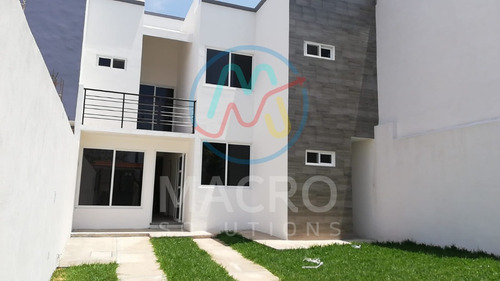 Casa En Preventa En Col. Juan Morales Cerca Del Centro De Cuautla Con 4 Recamaras Y Jardín