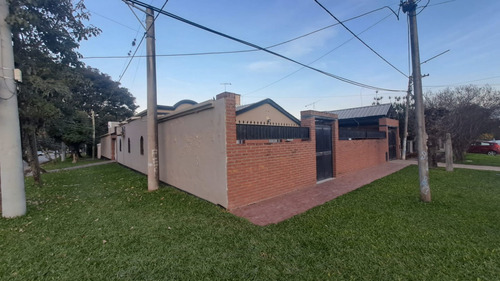 Casa En Venta Acacias Y Brasil - Yerba Buena