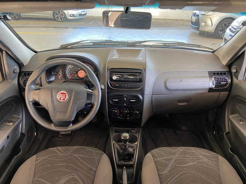 Imagem 12 de 13 de Fiat Siena El 1.4 Flex 2016