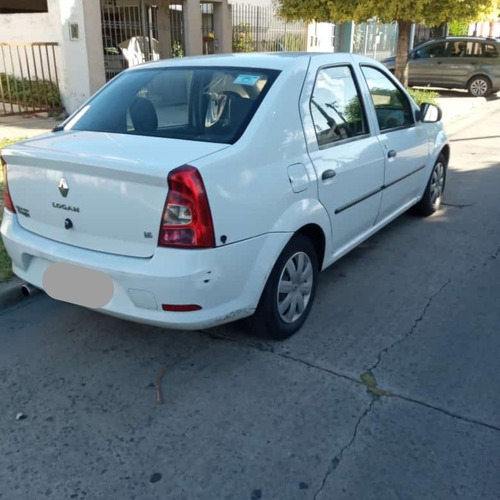 Renault Logan 1.6