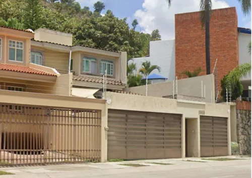 Casa En Venta Cto. De Las Flores Bugambilias Zapopan, Jalisco/ Recuperacion Bancaria Laab2