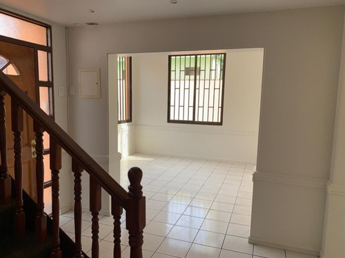 Amplia Y Remodelada Casa En Venta| Sector Parque Brasil