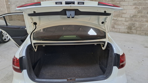 Volkswagen Vento 1.4 Highline 150cv At