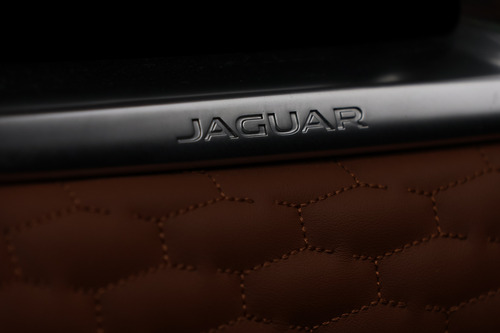 Jaguar F-Type Cabrio 2.0 R-dynamic Aut. 2p