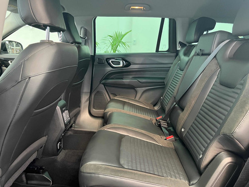 Imagen 12 de 14 de Jeep Commander 2022 2.0 Td380 At9 4x4 7pas Limited